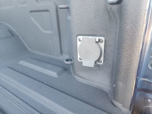 Used 2023 Chevrolet Silverado 2500 Custom w/ Custom Value Package image 16