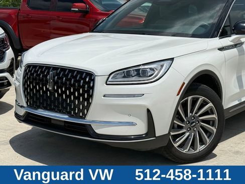 Used 2023 Lincoln Corsair Reserve w/ Equipment Group 201A AWD/4WD image 2