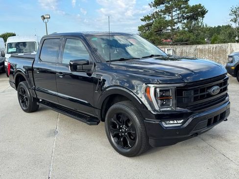 Used 2023 Ford F150 Lariat w/ Equipment Group 502A High AWD/4WD image 3