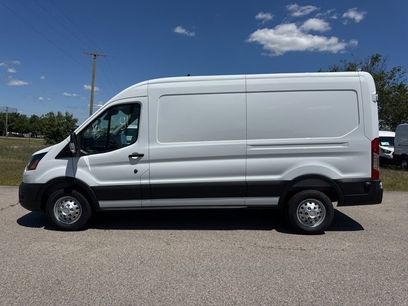 New 2025 Ford Transit 250 148 Medium Roof Extended AWD w/ Load Area Protection Package