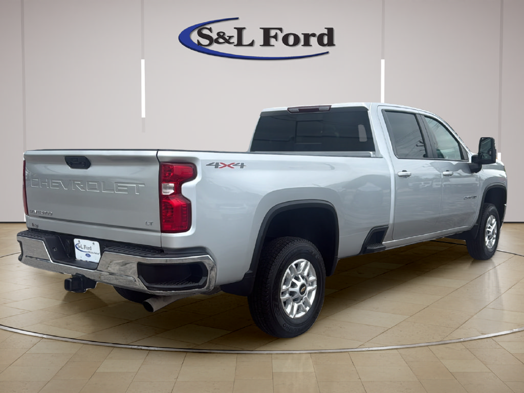 Used 2023 Chevrolet Silverado 2500 LT w/ Convenience Package AWD/4WD image 7