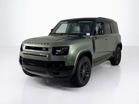 Used 2025 Land Rover Defender 110 X-Dynamic SE image 1