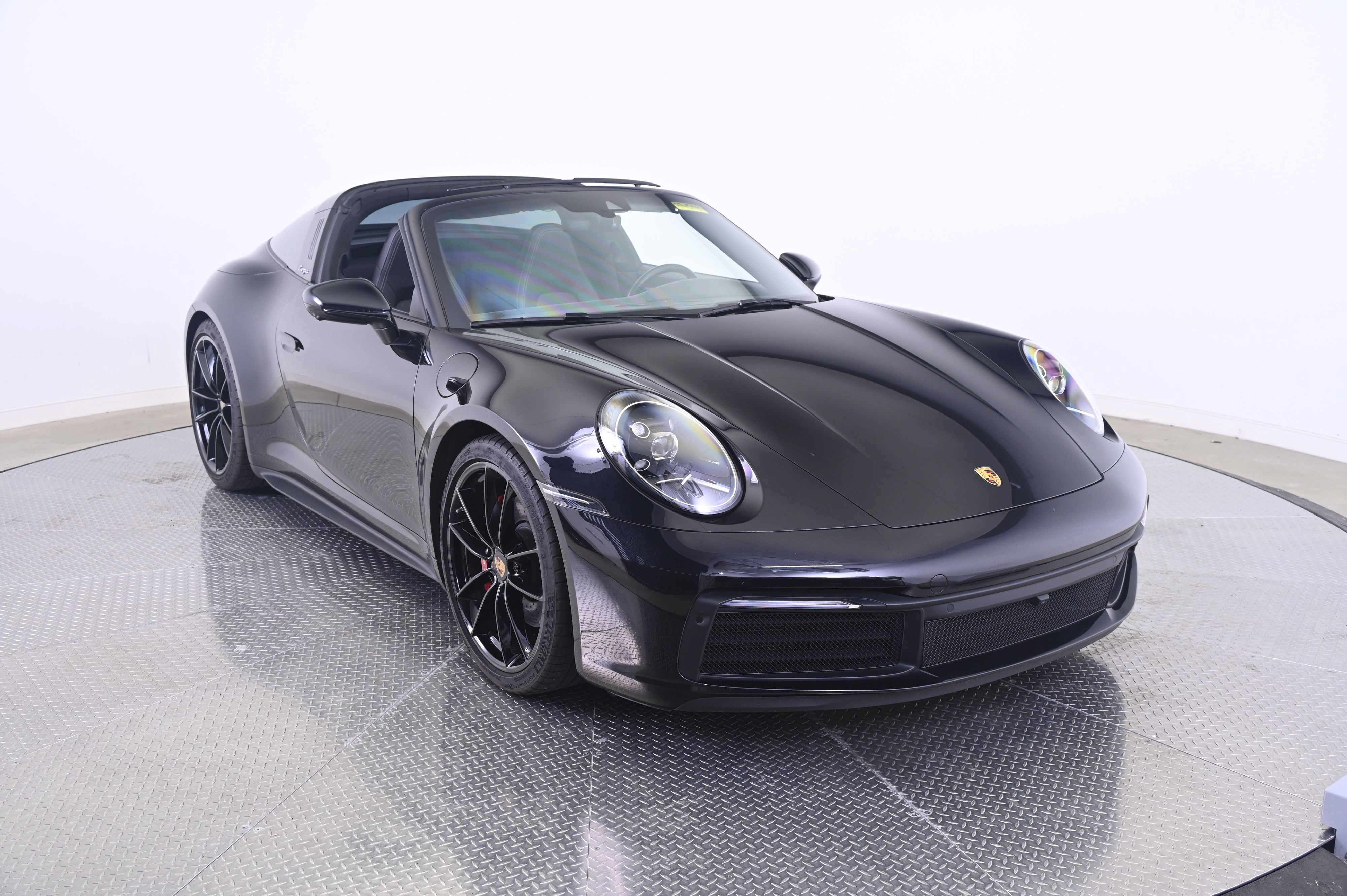 Certified 2024 Porsche 911 Targa 4S AWD/4WD image 9