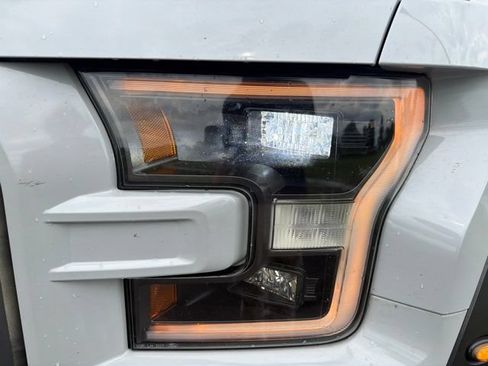 Used 2017 Ford F150 Raptor w/ Equipment Group 802A Luxury AWD/4WD image 14