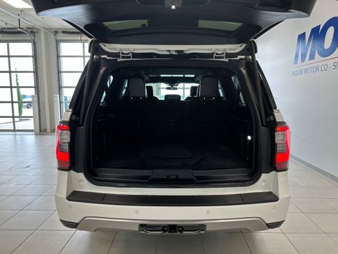 Used 2020 Ford Expedition Max Limited w/ Equipment Group 302A AWD/4WD image 7