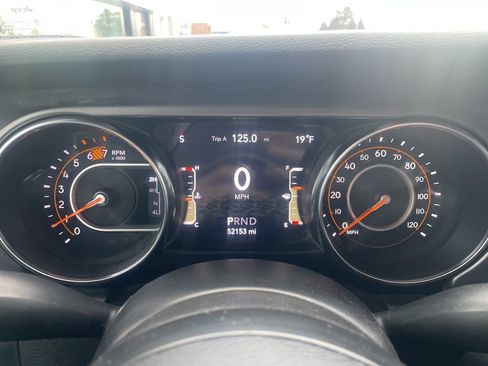 Used 2021 Jeep Wrangler Sport S image 21