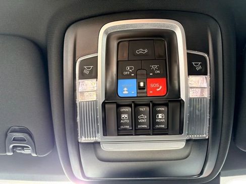 New 2026 RAM 3500 Limited image 24