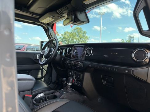 Used 2022 Jeep Wrangler Unlimited Rubicon w/ Trailer Tow Package AWD/4WD image 42