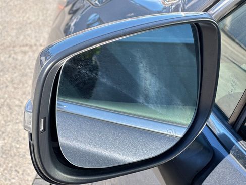 Used 2022 Subaru Forester Limited image 34