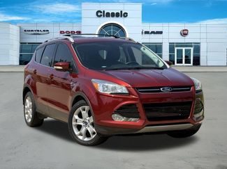 Used 2015 Ford Escape Titanium FWD video 1