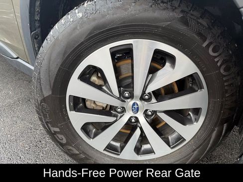 Used 2024 Subaru Outback Premium image 12