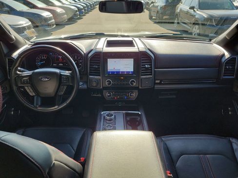 Used 2021 Ford Expedition Limited AWD/4WD image 18