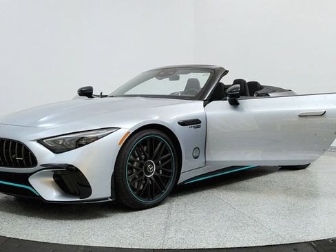 Used 2024 Mercedes-Benz SL 63 AMG 4MATIC image 9