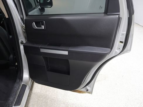 Used 2008 Mitsubishi Endeavor LS AWD/4WD image 21
