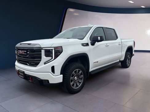 Used 2024 GMC Sierra 1500 AT4 w/ Technology Package AWD/4WD image 1