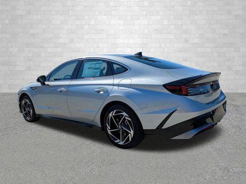 New 2026 Hyundai Sonata SEL FWD image 4
