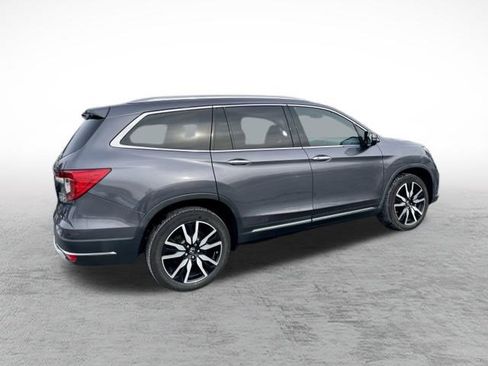 Used 2019 Honda Pilot Touring image 7