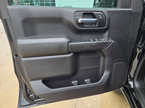 Certified 2022 Chevrolet Silverado 1500 Custom RWD image 17