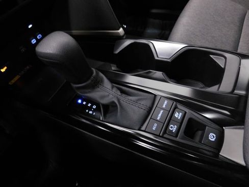 Used 2025 Toyota Camry LE image 29