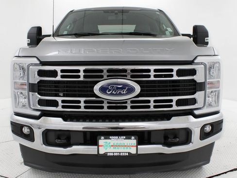 Used 2023 Ford F350 XLT image 2