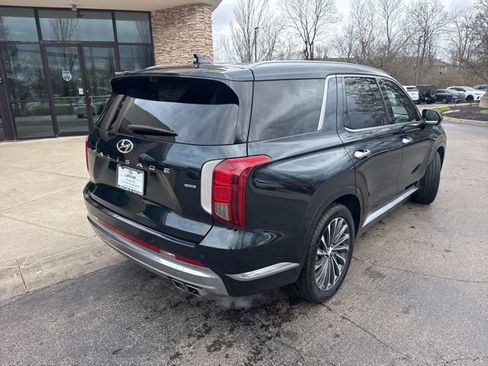 Used 2024 Hyundai Palisade Calligraphy image 3