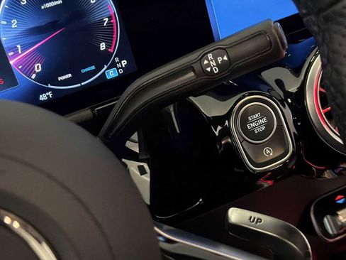 Used 2025 Mercedes-Benz GLA 35 AMG 4MATIC image 18