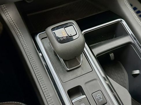 Certified 2023 Nissan Pathfinder Platinum AWD/4WD image 23