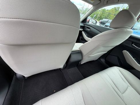 Used 2023 Honda Accord LX image 12
