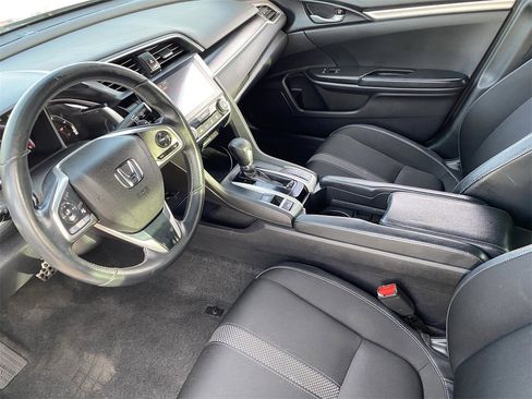 Used 2019 Honda Civic Sport image 19