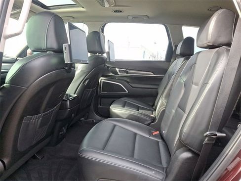 Used 2021 Kia Telluride S image 10