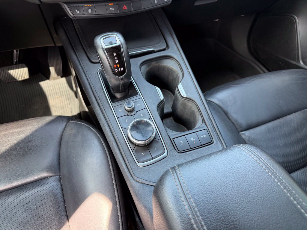 Used 2019 Cadillac XT4 Premium Luxury w/ LPO, Radiant Package FWD image 16