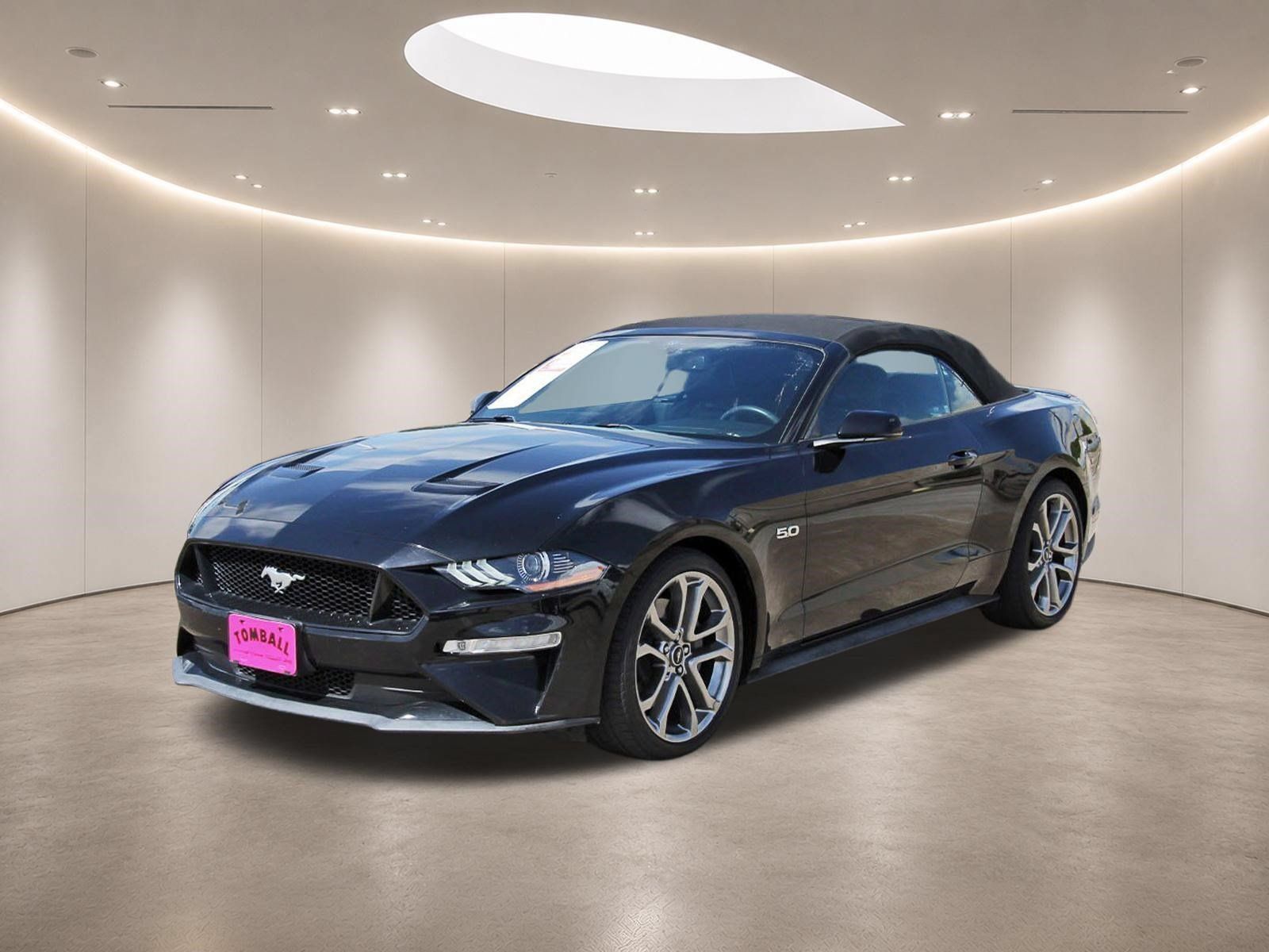 Used 2018 Ford Mustang GT Premium RWD image 3