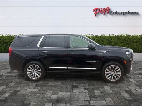 Used 2021 GMC Yukon Denali w/ Denali Ultimate Package AWD/4WD image 5
