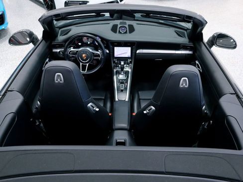 Used 2017 Porsche 911 Carrera S image 26
