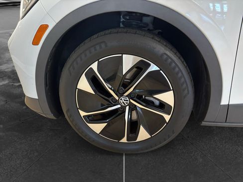 Used 2022 Volkswagen ID.4 Pro S RWD image 13