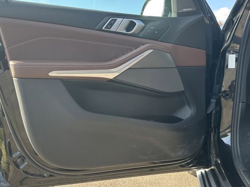 Used 2019 BMW X5 xDrive50i image 16