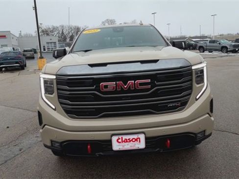Used 2022 GMC Sierra 1500 AT4 w/ AT4 Premium Package image 37