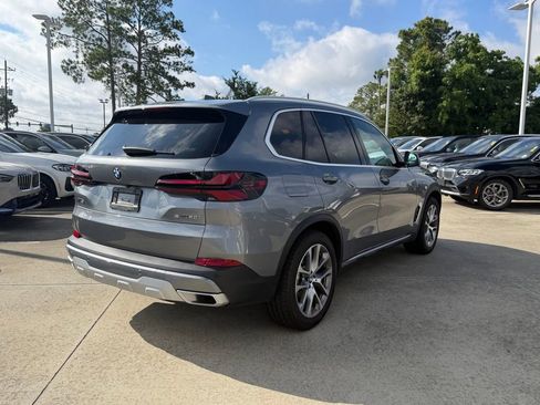 Certified 2024 BMW X5 sDrive40i w/ Premium Package RWD image 5