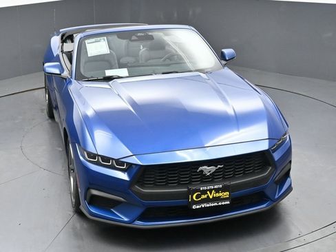 Used 2024 Ford Mustang Premium image 39