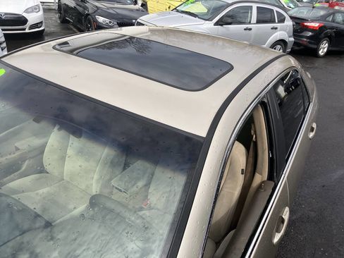 Used 2004 Honda Accord EX image 12