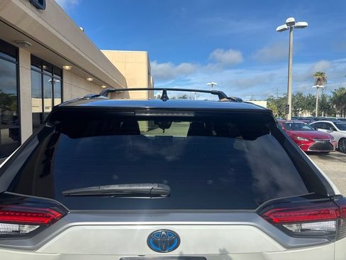 Used 2021 Toyota RAV4 XSE w/ XSE Grade Weather Package AWD/4WD image 8