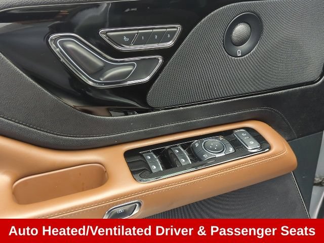 Used 2024 Lincoln Aviator Reserve w/ Equipment Group 201A AWD/4WD image 31