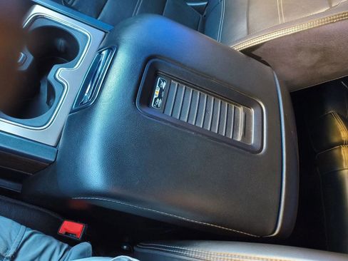 Used 2017 GMC Sierra 3500 Denali w/ Duramax Plus Package image 23