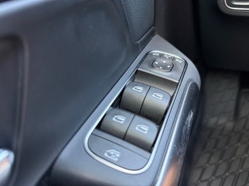 Used 2026 Mercedes-Benz GLA 250 4MATIC image 27