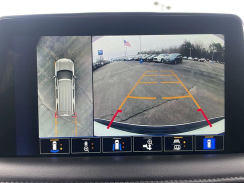 Used 2023 Chevrolet Tahoe LT w/ Luxury Package image 22