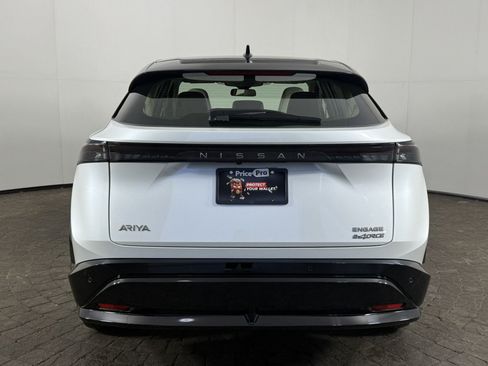 Used 2024 Nissan Ariya AWD image 6