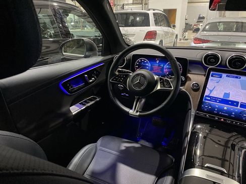 Certified 2025 Mercedes-Benz GLC 300 GLC 300 image 3