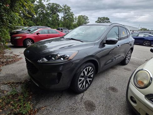 Used 2020 Ford Escape SE Sport AWD/4WD image 4