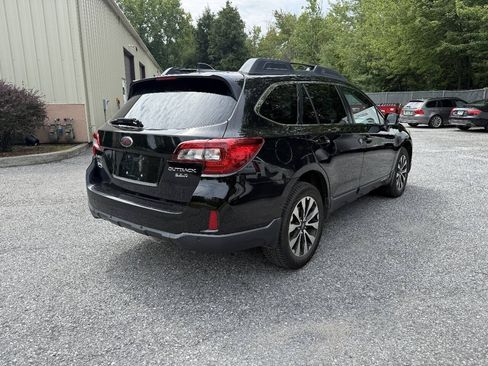 Used 2017 Subaru Outback 3.6R Limited AWD/4WD image 4