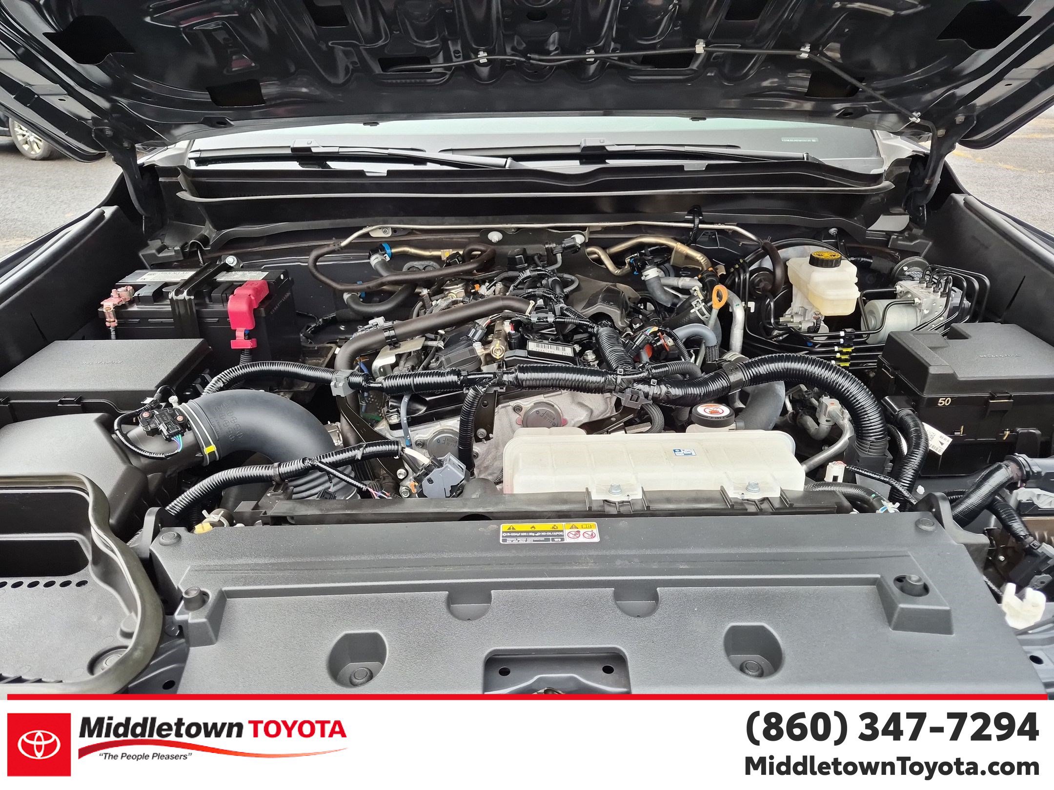 Used 2025 Toyota Tacoma SR5 AWD/4WD image 37